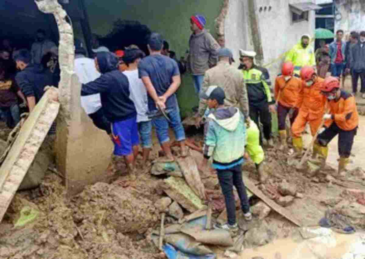 Longsor desa semangat gunung karo